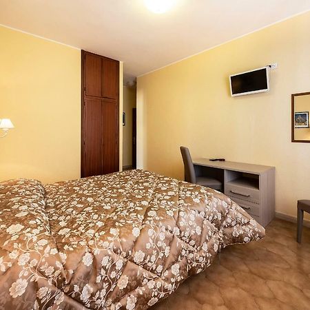 Hotel Aurelia Tarquinia Exterior photo