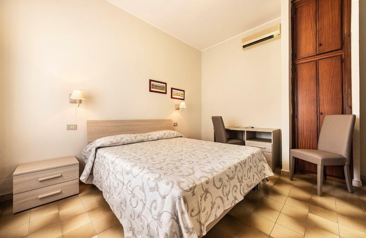 Hotel Aurelia Tarquinia Exterior photo